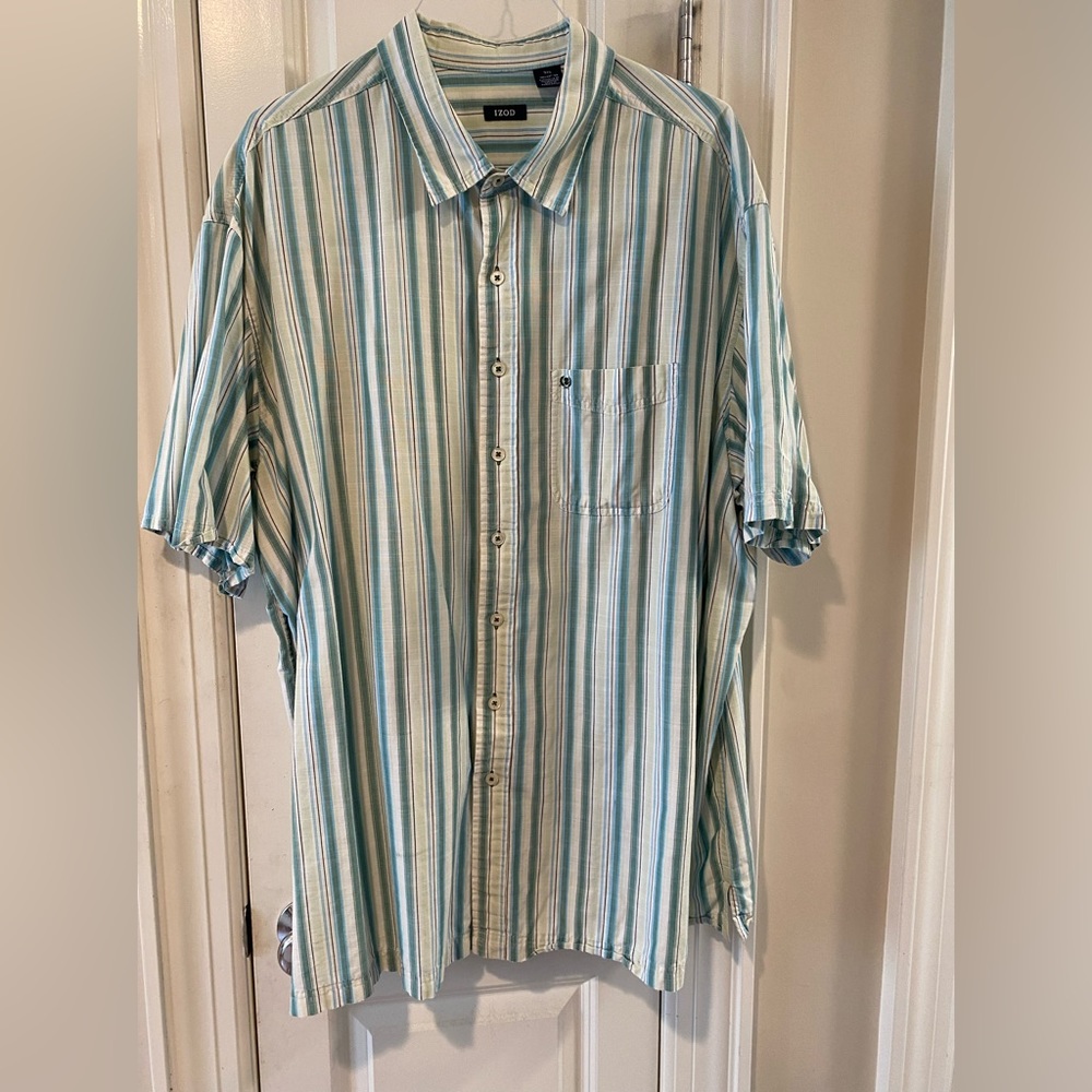 Izod Men’s short-sleeve button-down shirt, 100% cotton, size 3XL